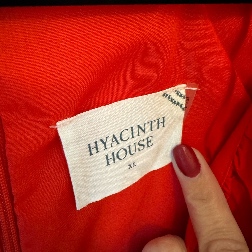 Red Hyacinth House Courtney V-Neck Dress - Picture 2 of 6